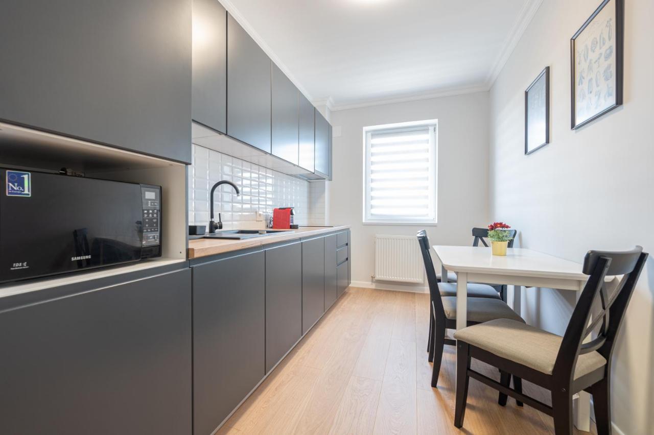 Lilla Flats Lägenhet Oradea Exteriör bild